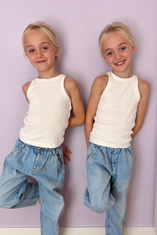 LUCIE & LIV